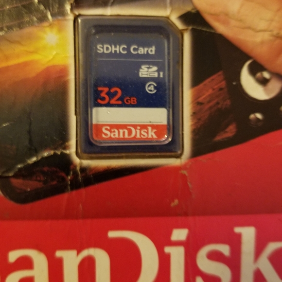 Camera sd card - Picture 3 of 5